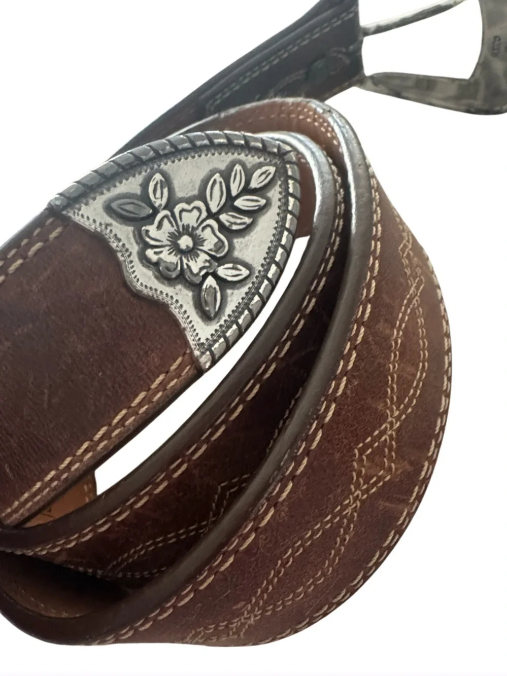 ARIAT Brown Leather Belt, dark Silver floral buckle, tan stitching Size 36